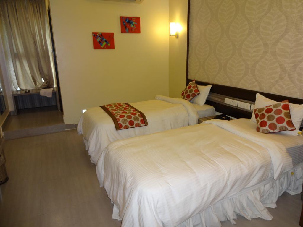 Buhari Royale Boutique Hotel شيناي المظهر الخارجي الصورة